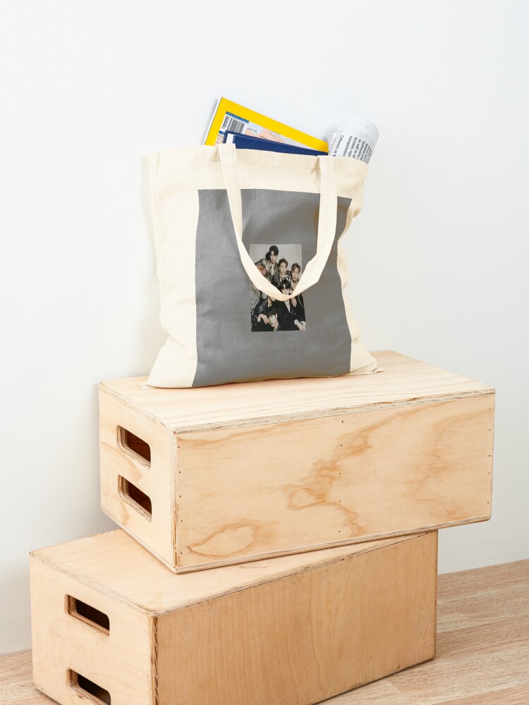 Monsta X OT7 Einkaufstasche, E – Women X Bags Bewertung und Preis