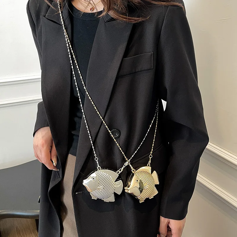 Niedliche kleine Fischform Met – Women Bags Gold Bewertung und Preis